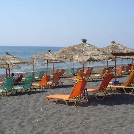 Hotel Charlina Perissa (Santorini)